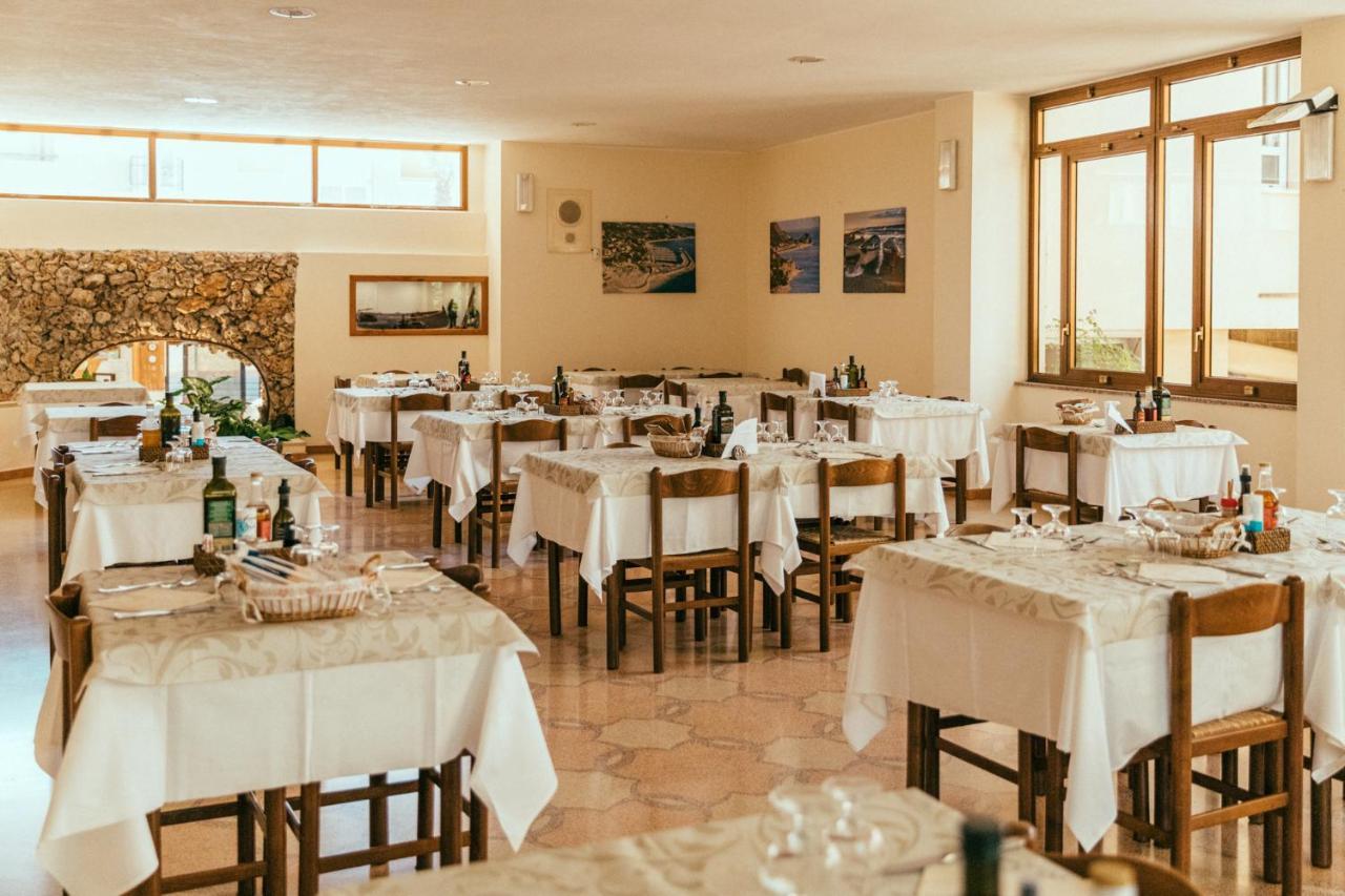 Hotel Residence La Palma Finale Ligure Exteriör bild