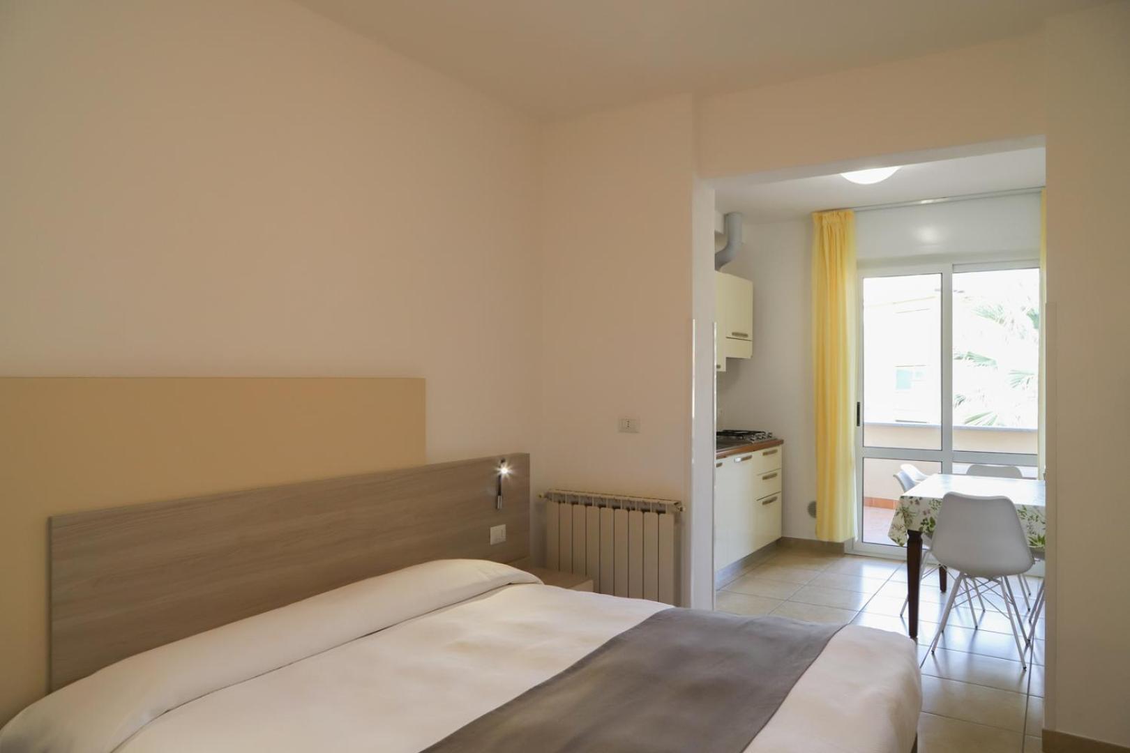 Hotel Residence La Palma Finale Ligure Exteriör bild